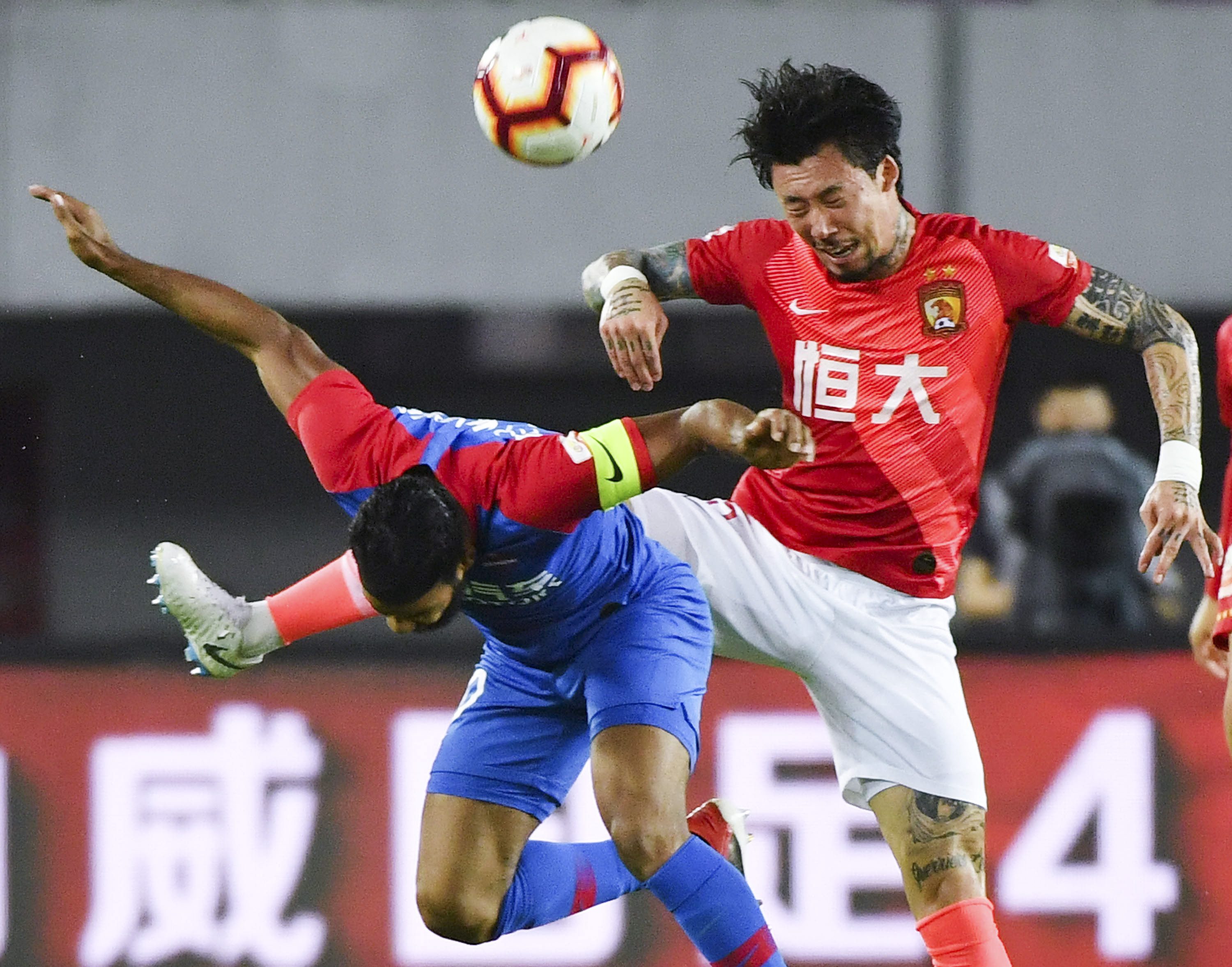 在混乱