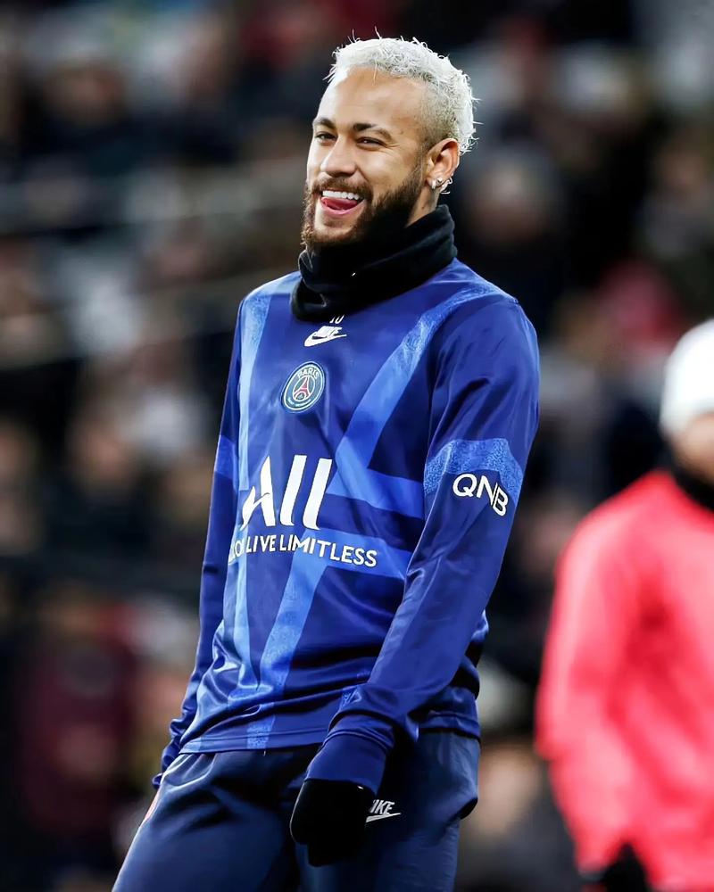 萨索洛客场3-0亚特兰大，贝拉尔迪2球1助当选全场最佳球员